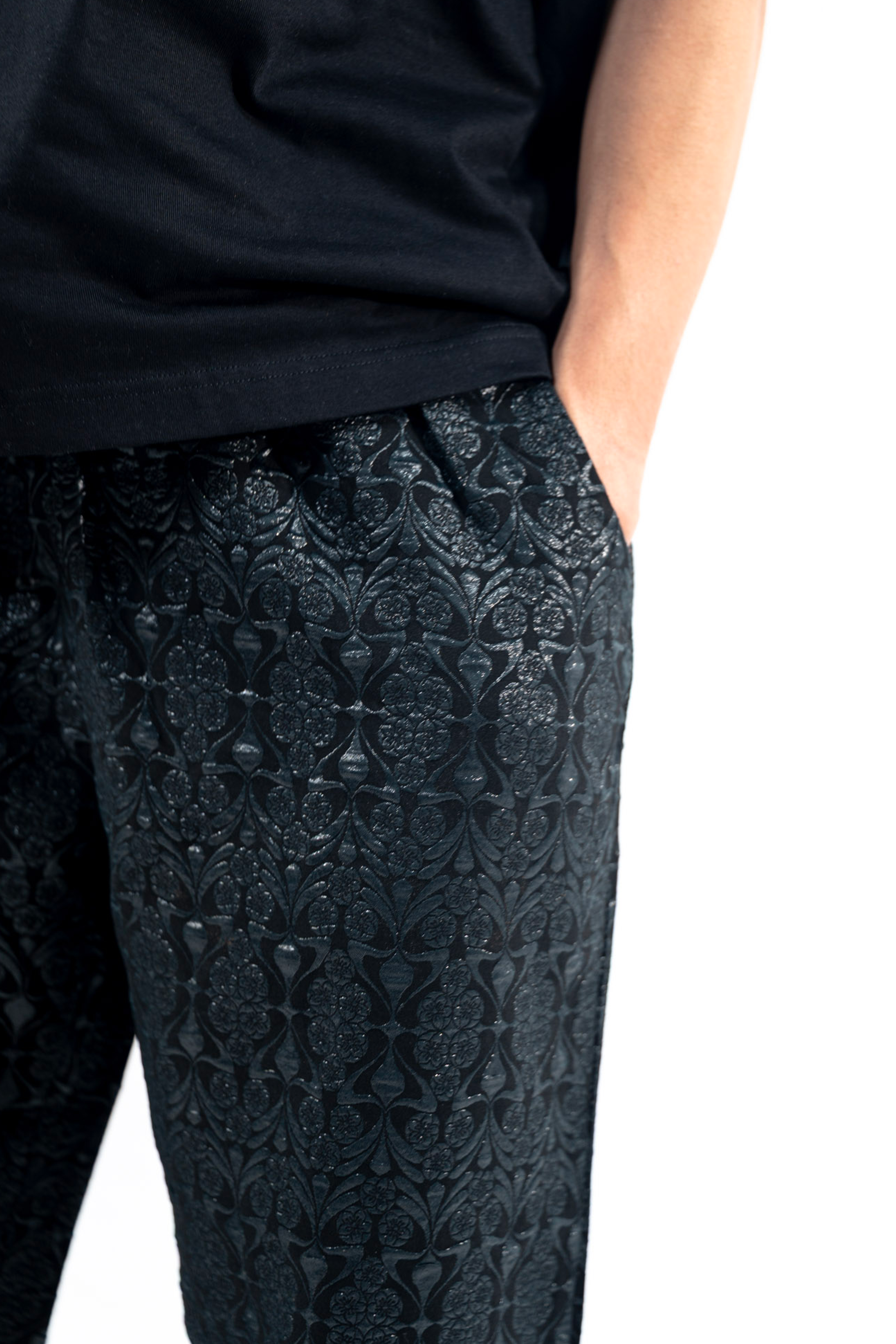Nuit d’Hiver Black